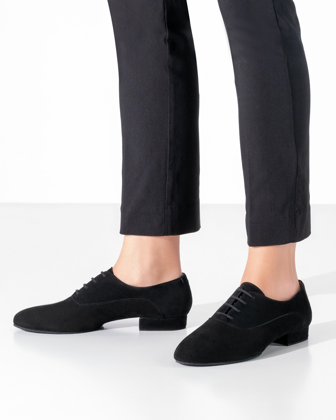 Runa Trainingstanzschuh mit geteilter Sohle aus Velourleder zum Schnüren von Werner Kern