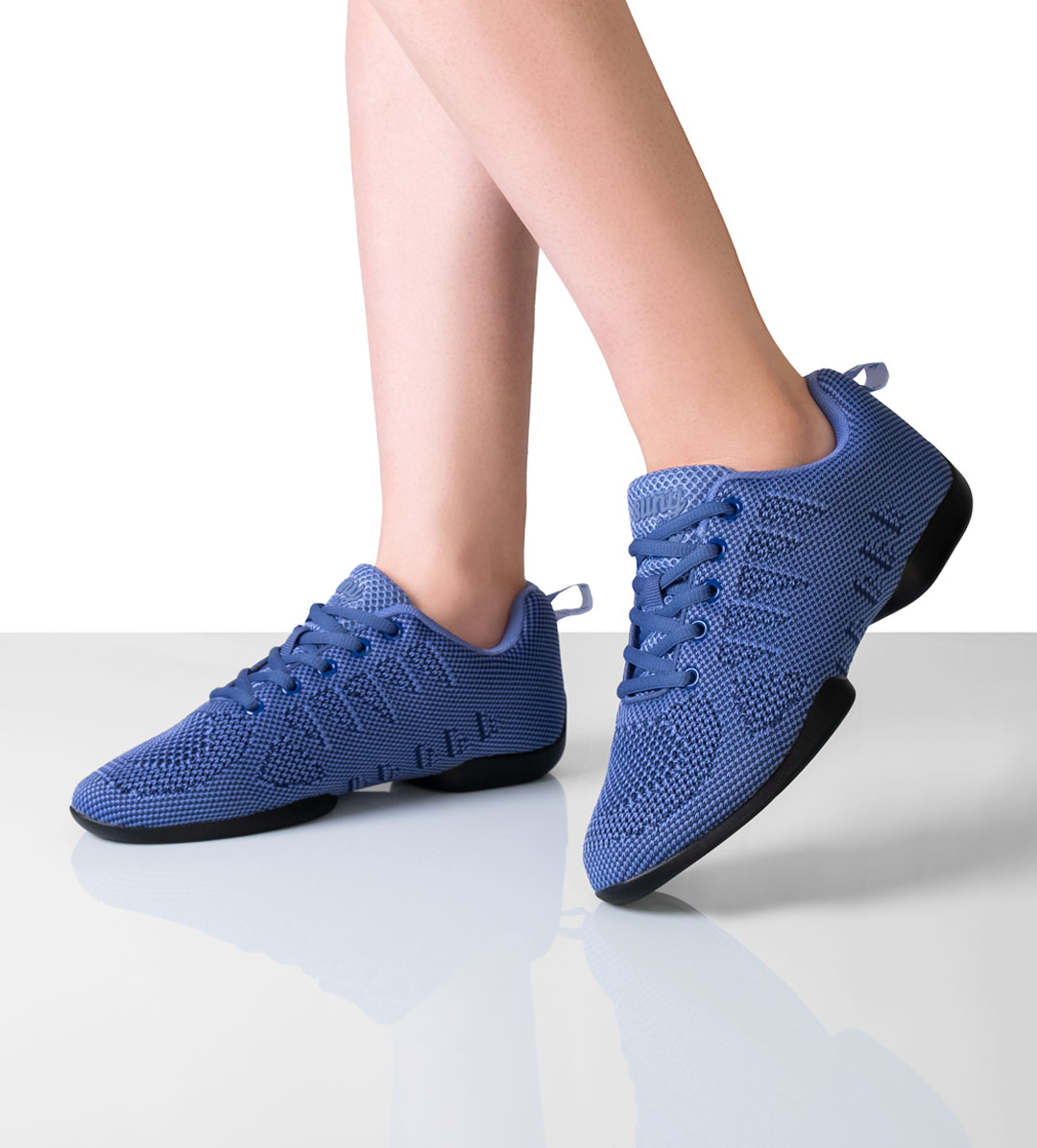 Suny by Anna Kern Tanzsneaker 185 für Damen, Hellblau, geteilte Sohle, perfekt für Innen- und Außentanz.