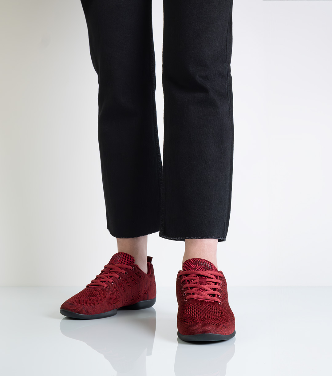 Roter, leichter Damentanz Sneaker mit fünf-fach Schnürung von Suny
