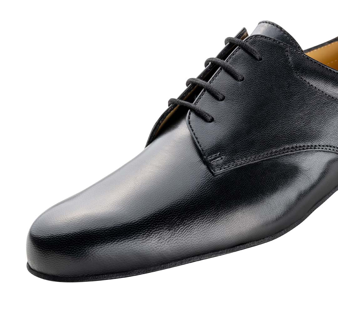 Padua Detailansicht vom Werner Kern Herrentanzschuh mit 4-fach Schnürung