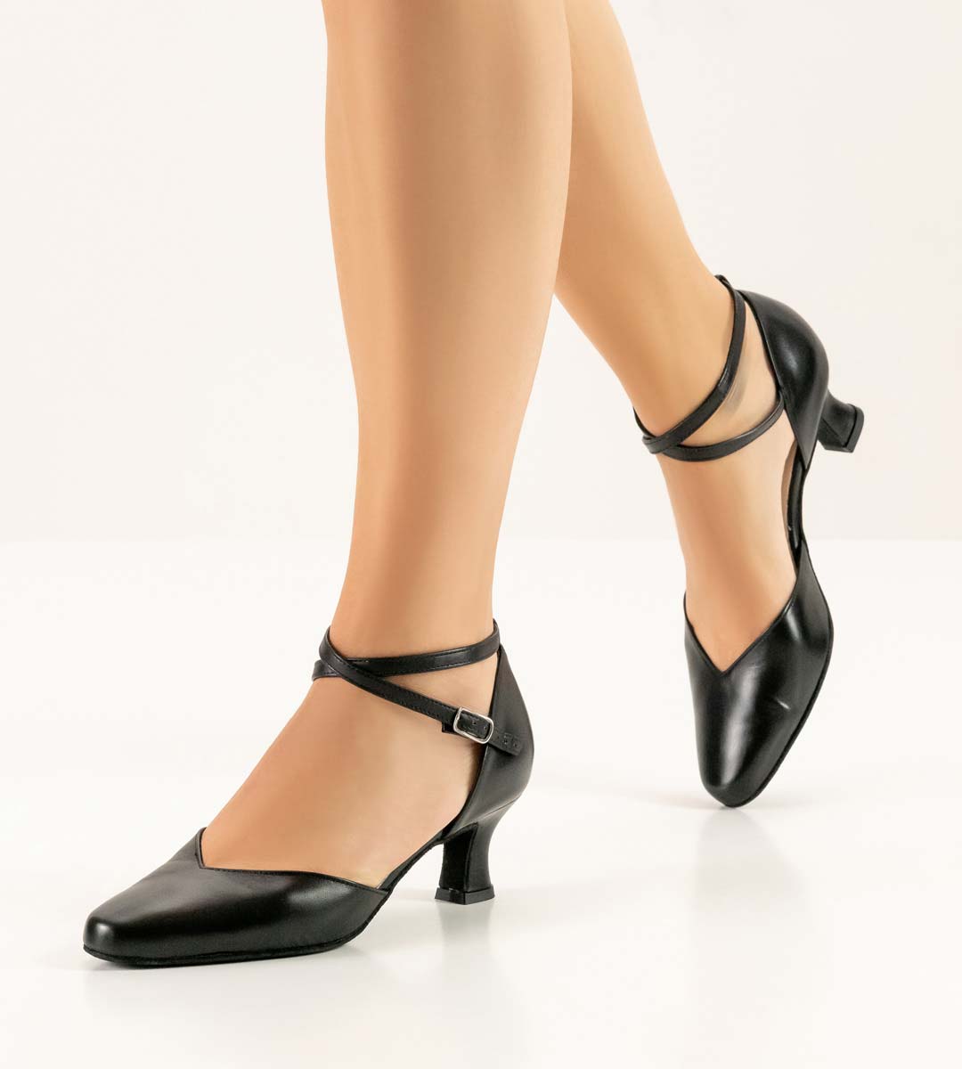 Betty 5,5 cm hoher klassischer Werner Kern Damentanzschuh in Nappa schwarz