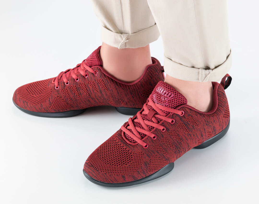 4035 Ansicht im Detail der 5-Loch Schnürung des Herrentanz-Sneakers von Suny