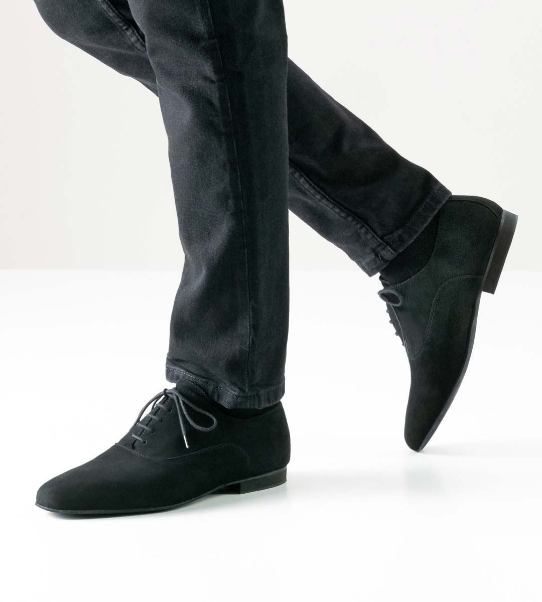 Ancona Oxford Herrentanzschuh von Werner Kern in schwarzem Velours