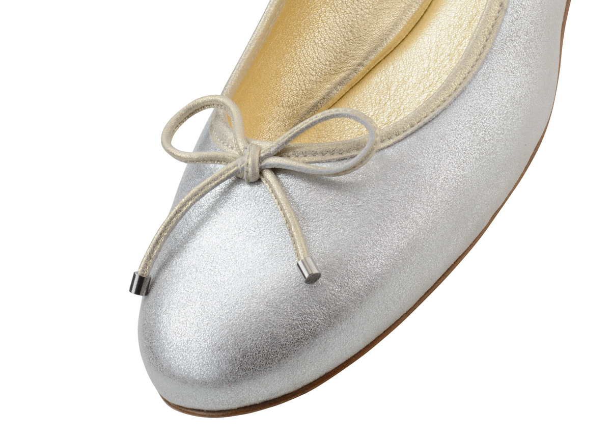 Ballerina Kyle Ballerina in feinem Glanzvelour und silberfarbener Schleife