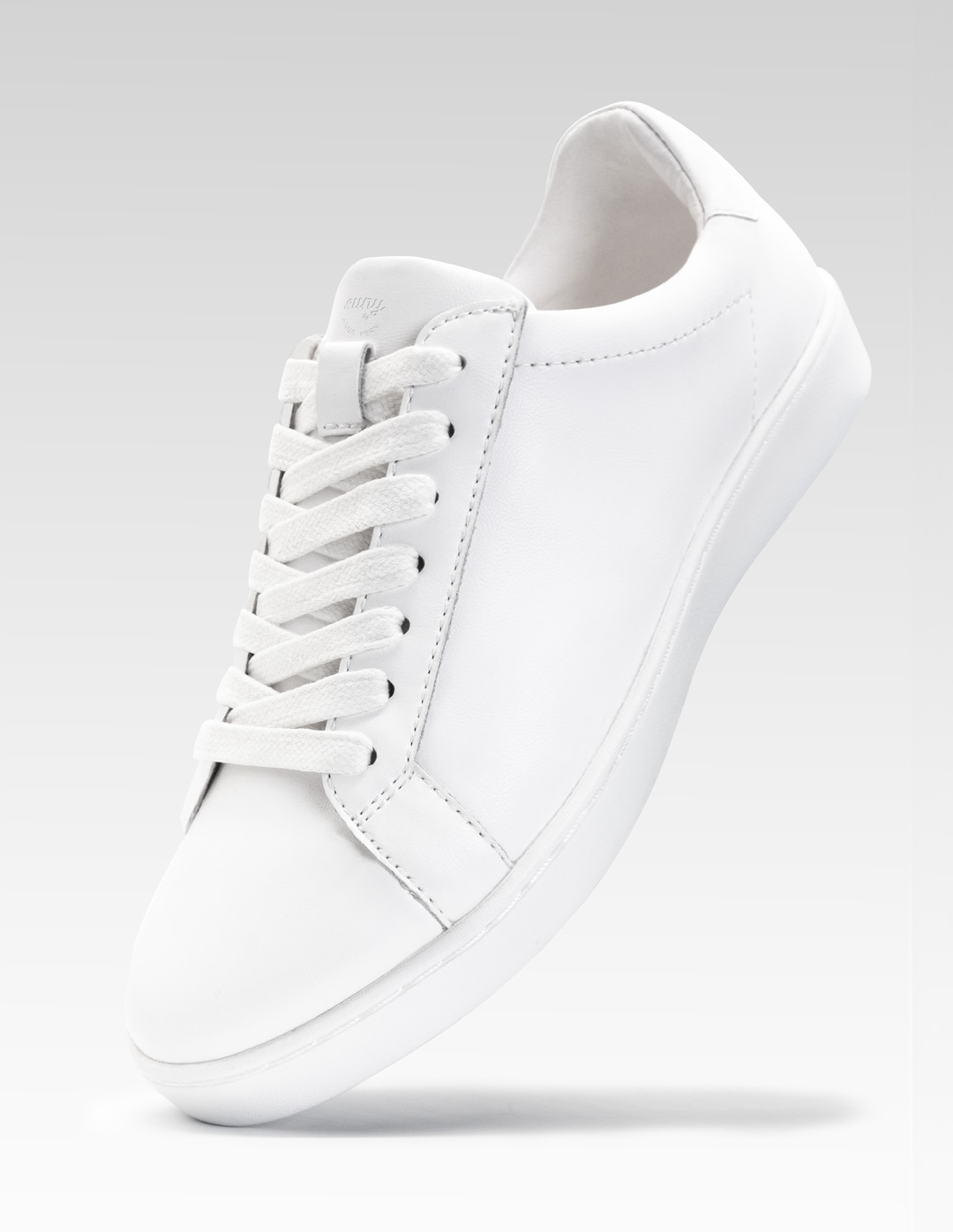 Moderner Tanzsneaker 7425 für Herren mit durchgehender PU-Sohle
