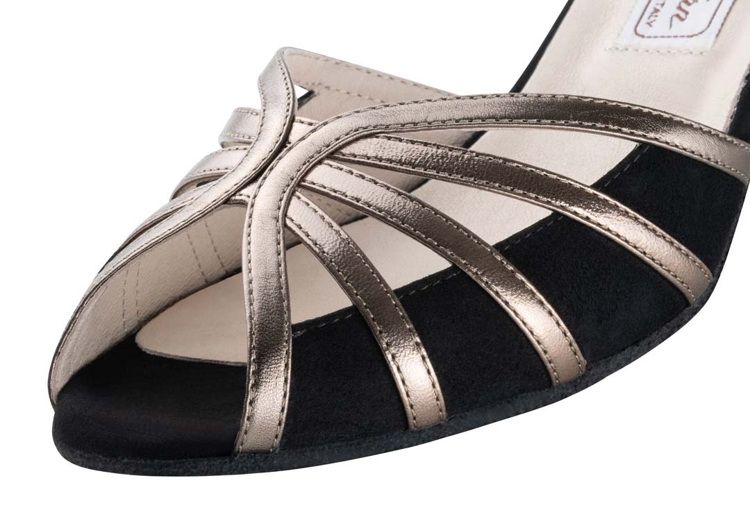 Swantje Detailansicht von vorne von Werner Kern Damentanzschuh
