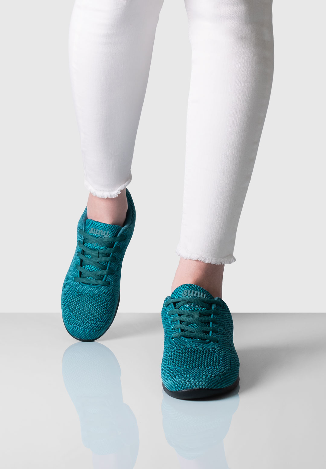 Sneaker 175 Damen Tanzsneaker 175 in Petrol von Suny by Anna Kern, aus feinem Knitting Material mit geteilter Sohle, ideal zum Tanzen auf allen Böden.