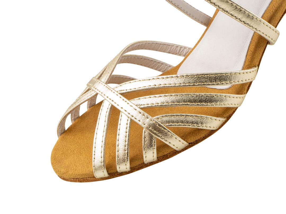 598 Anna Kern Latein Damentanzschuh im Detail von vorne