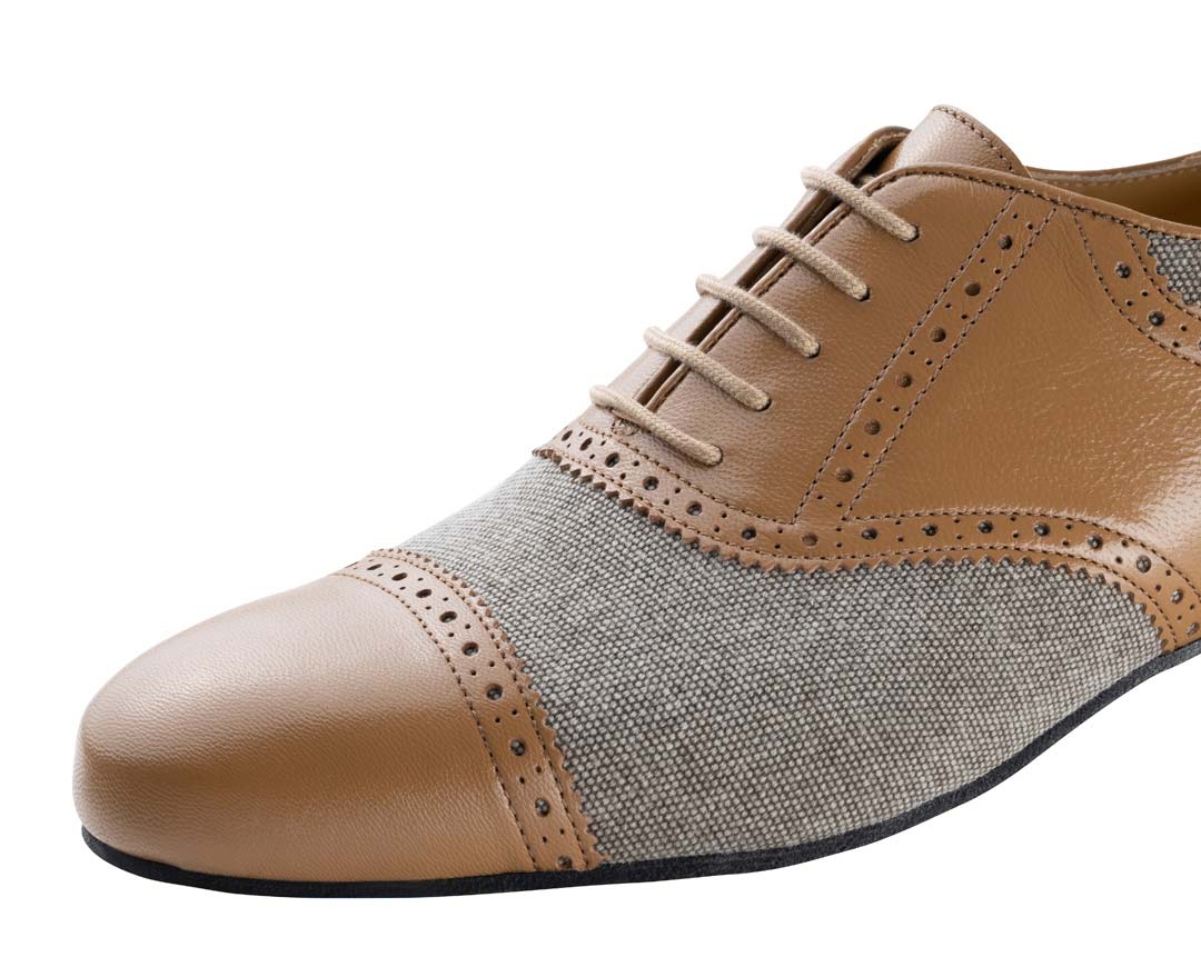 Tadil Detailansicht der 5-fach Schnürung vom Nueva Epoca