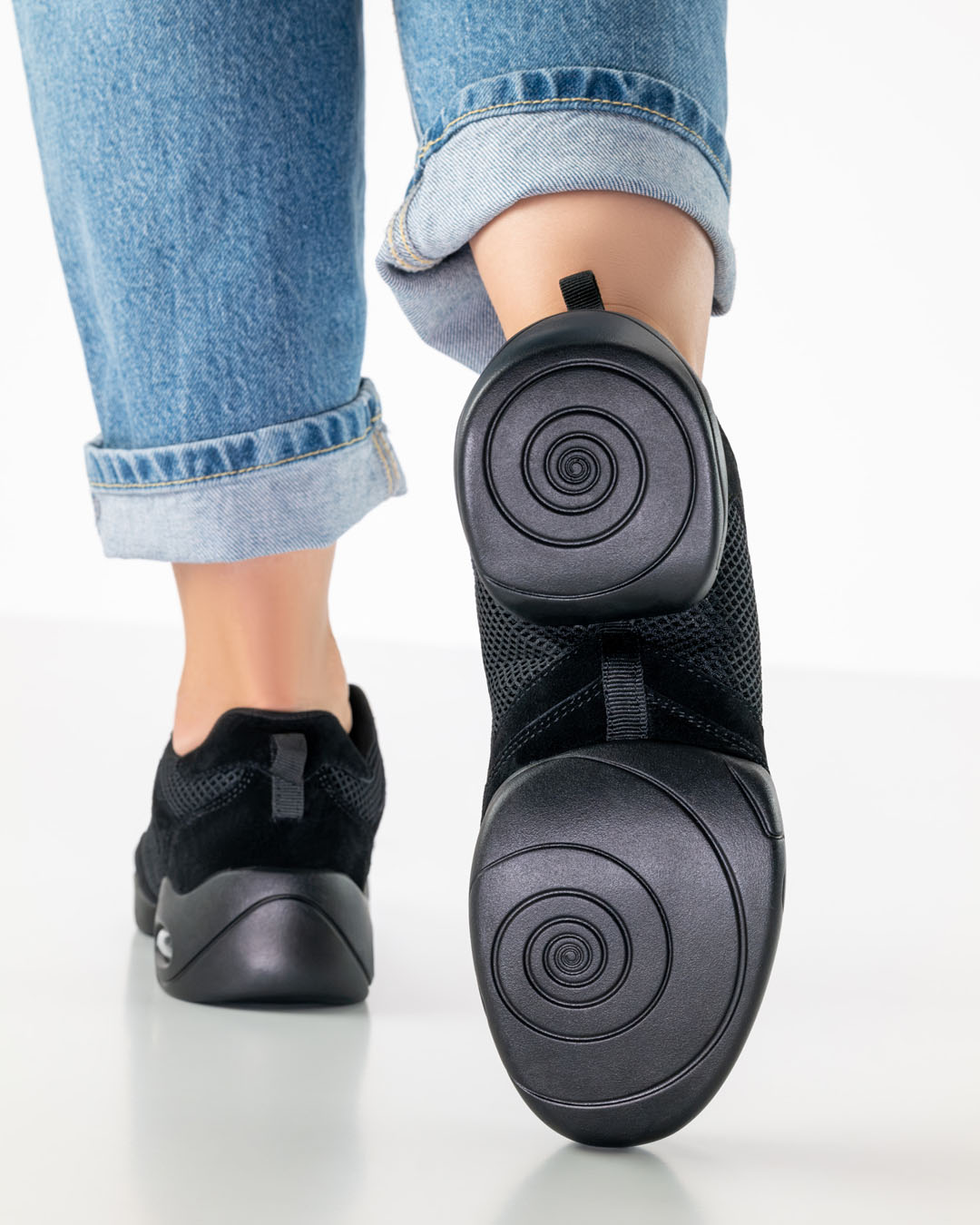 Tanzschuhsohle von Tanzsneaker 195 in schwarz von unten
