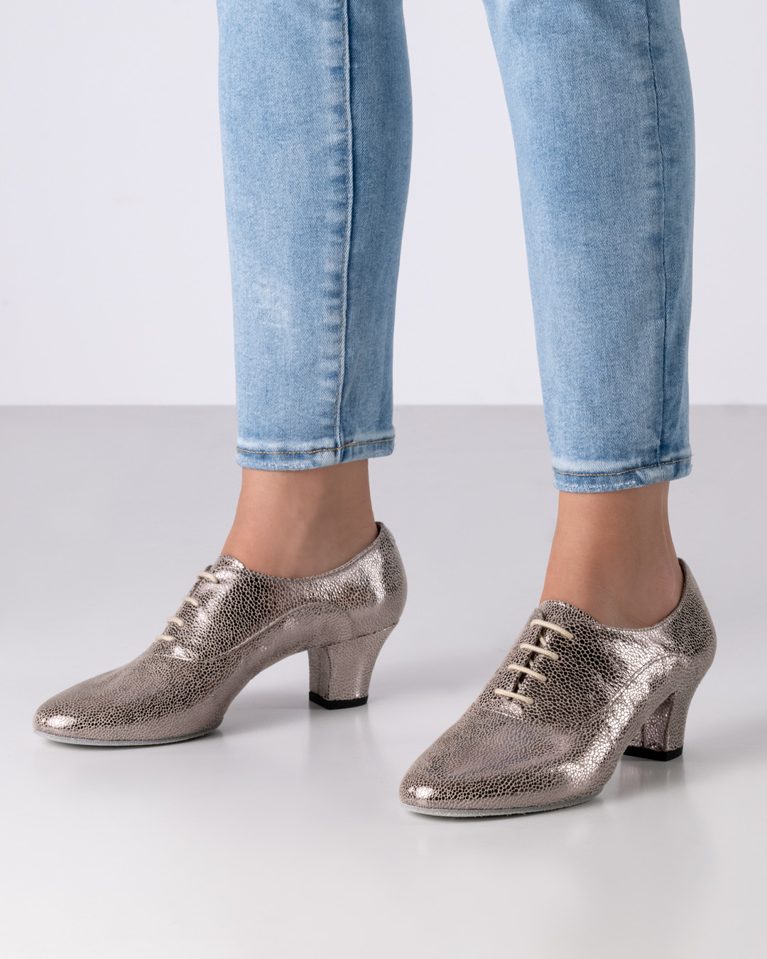 Trainingstanzschuh in antik metallick look mit 4fach Schnürung, 4,5 cm Blockabsatz von Werner Kern