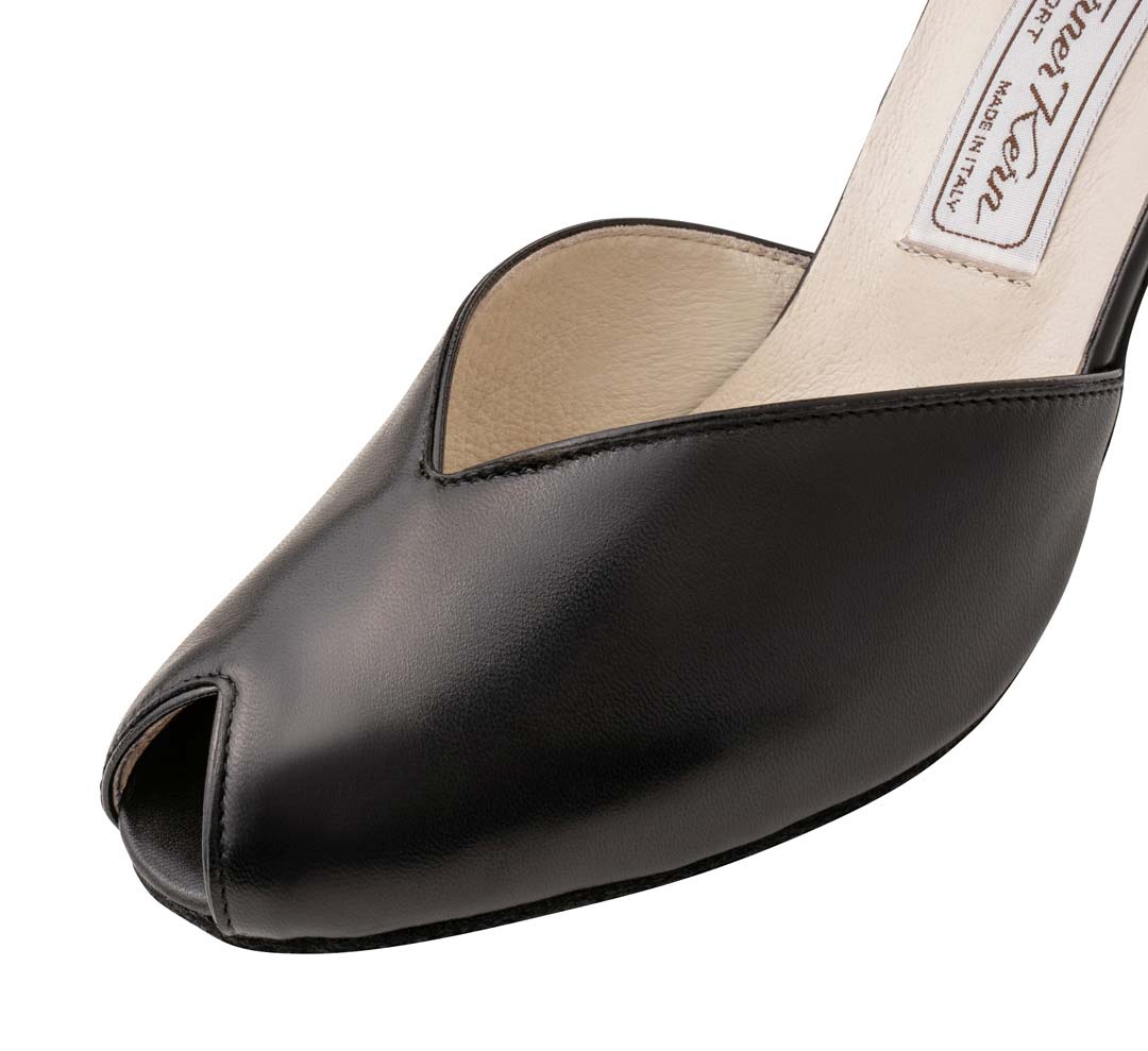 Asta Peep-Toe Öffnung von Werner Kern Damentanzschuh im Detail
