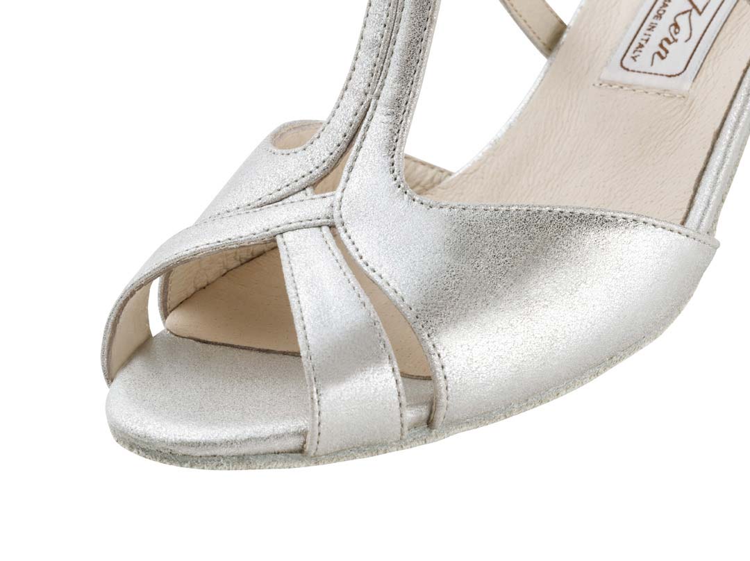 Francis Silberner Damen Tanzschuh von Werner Kern im Detail