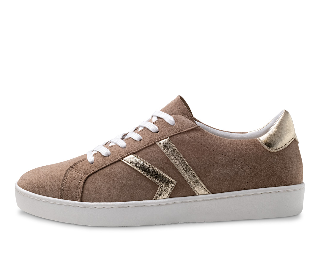 Beiger Tanzsneaker mit goldenen Details und weißer Tanzsohle aus Pu von Werner Kern