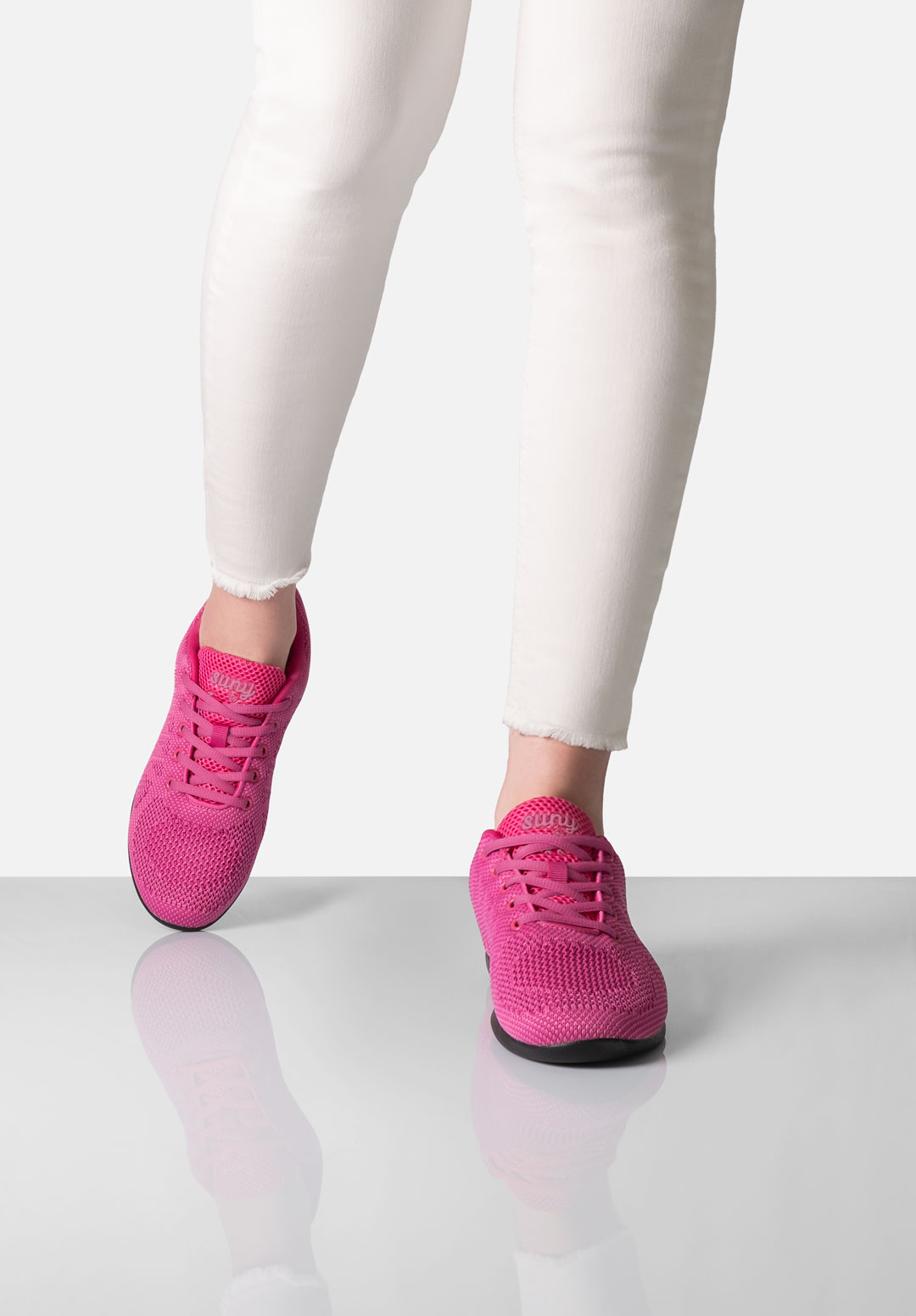 Suny by Anna Kern Damen Tansneaker 165, Fuchsia, Tanzschuhe aus feinem Knitting Material mit Split Sole, indoor und outdoor geeignet.
