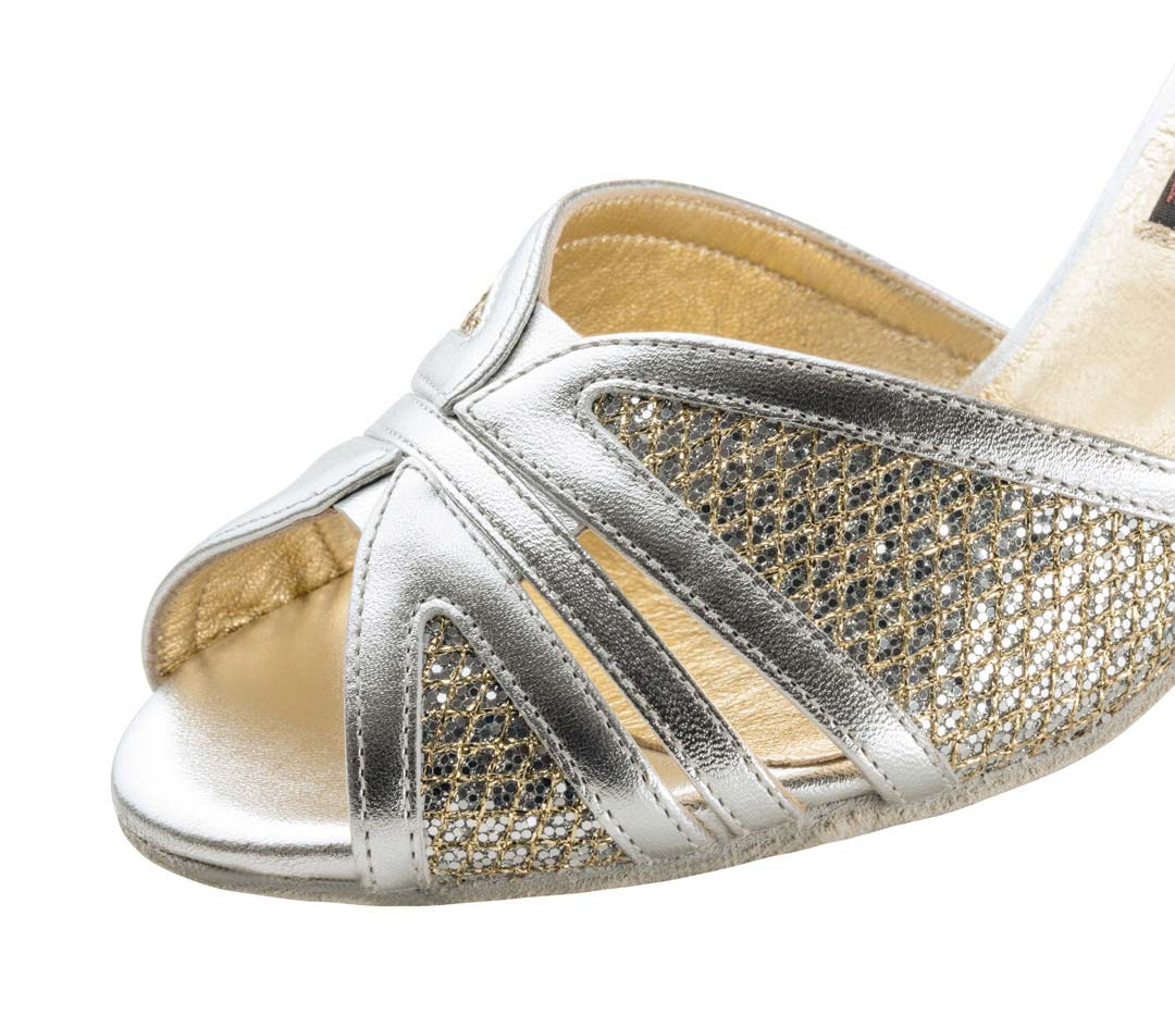 Pearl Ansicht von vorne des Nueva Epoca Damentanzschuh mit Brokat
