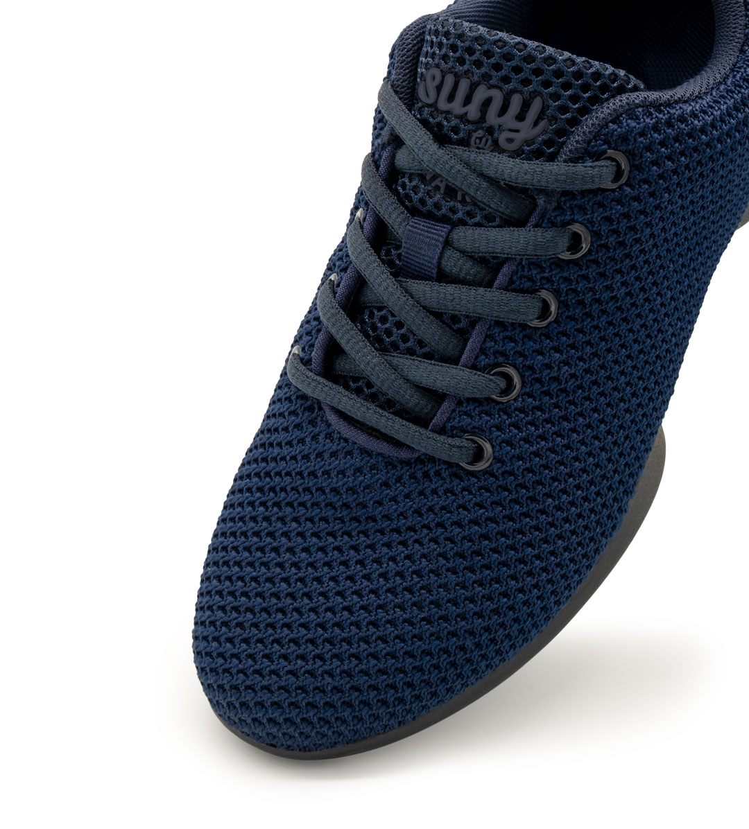 Damen Sneaker von Suny by Anna Kern, Artikel 170, in Dunkelblau, feines Knitting Material, geteilte Sohle, Tanzschuhe für alle Böden.