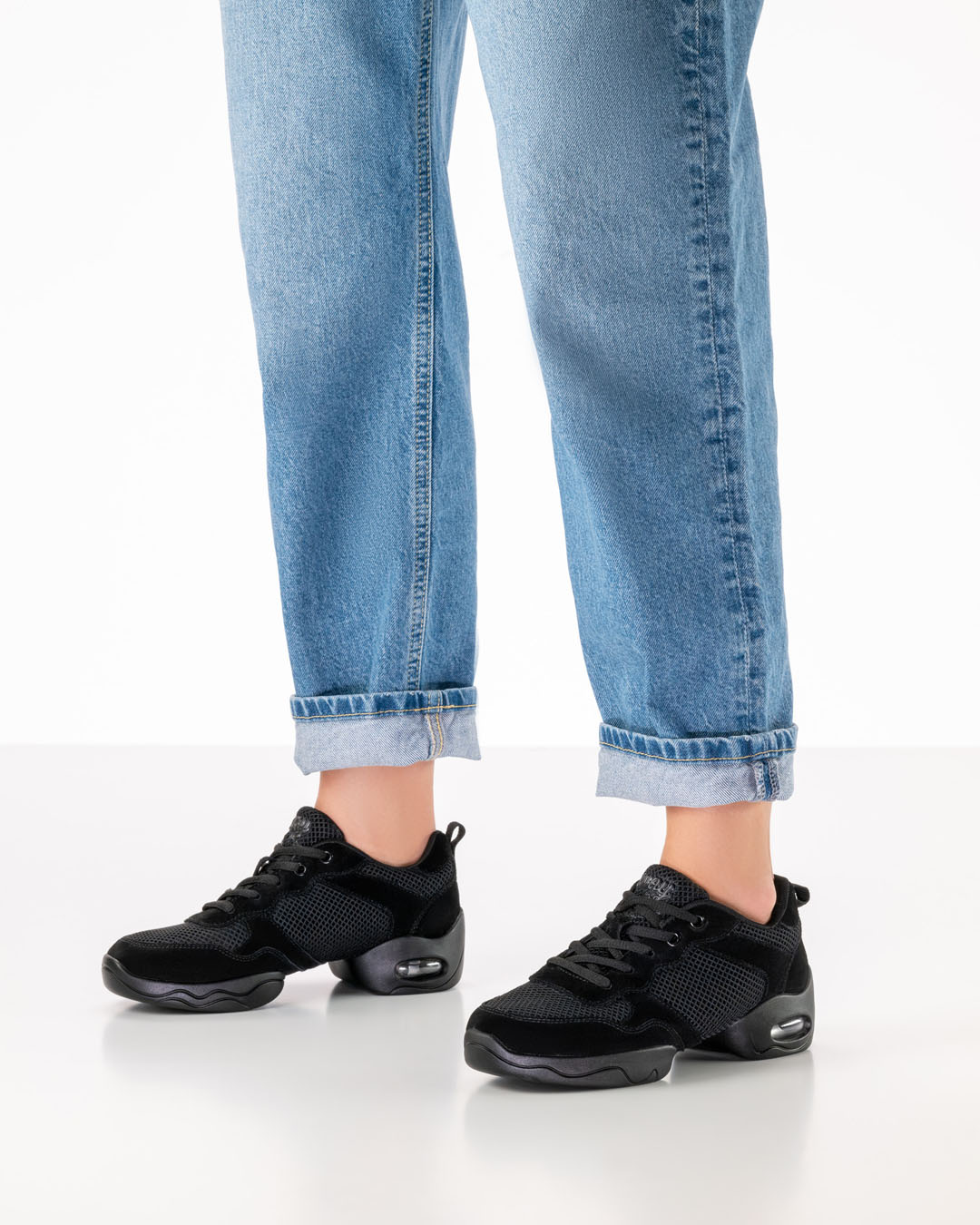 Sneaker 195 Bulky Damen Dancesneaker in schwarz aus Stoff und Leder mit geteilter Sohle von Werner Kern