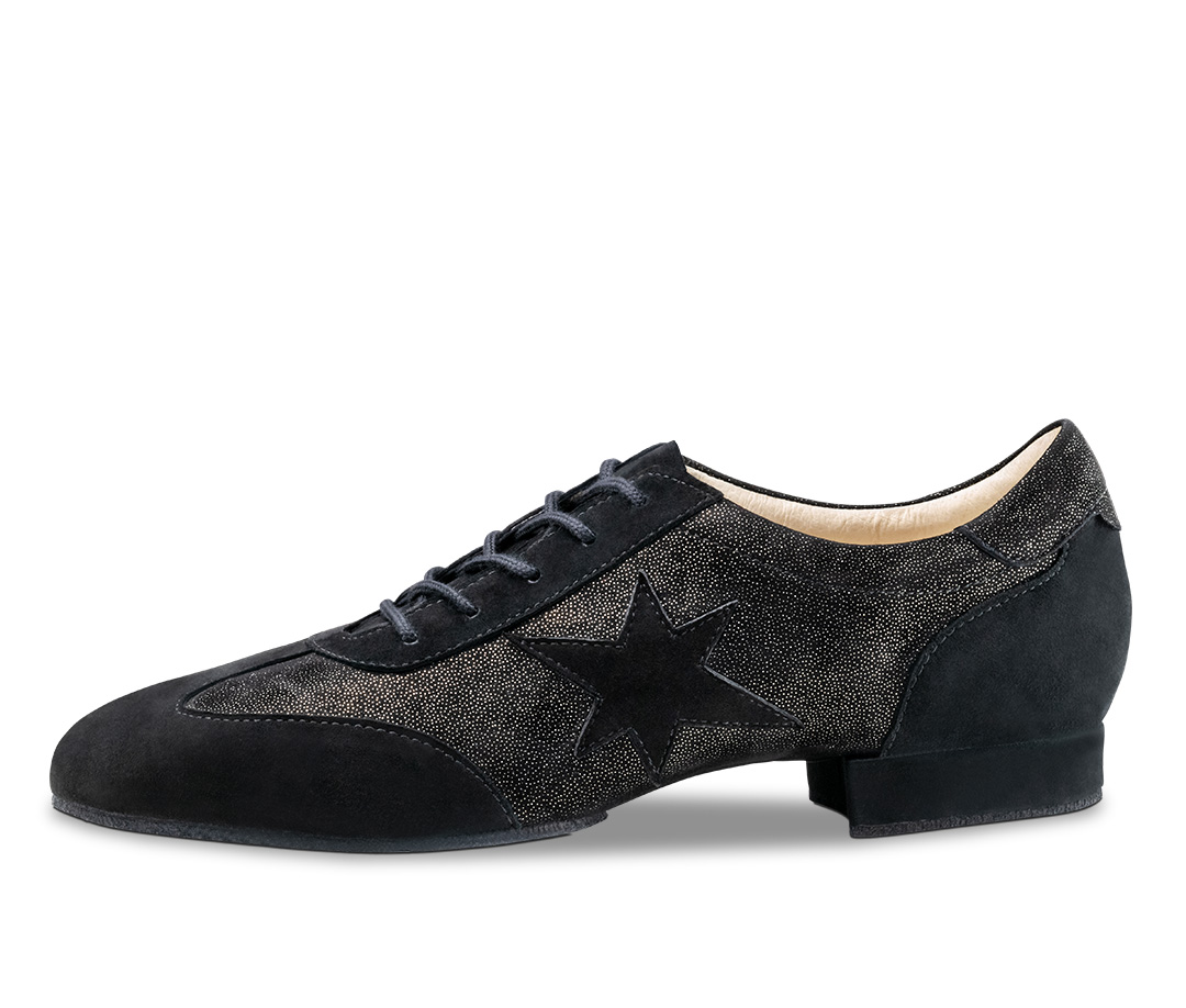 Schwarzer Trainingstanzschuh mit geteilter Sohle von Werner Kern