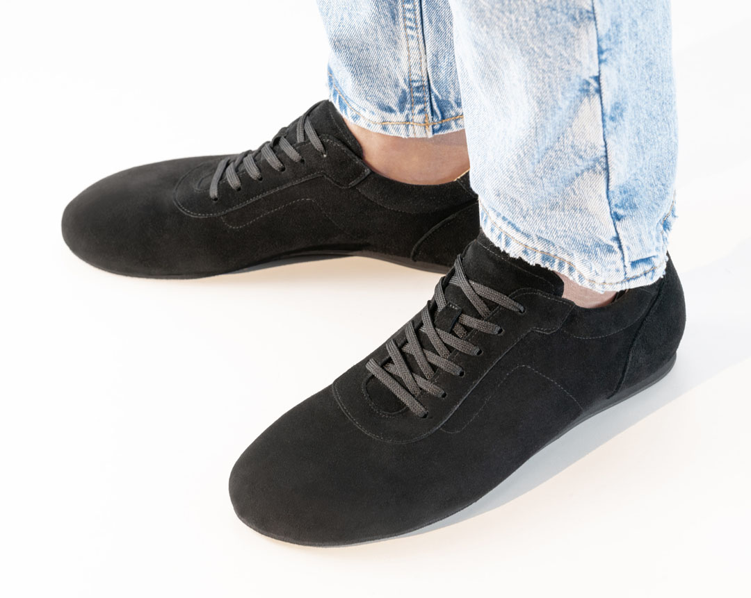 Tanzsneaker Volterra in schwarzem Velourleder als Barfußschuh