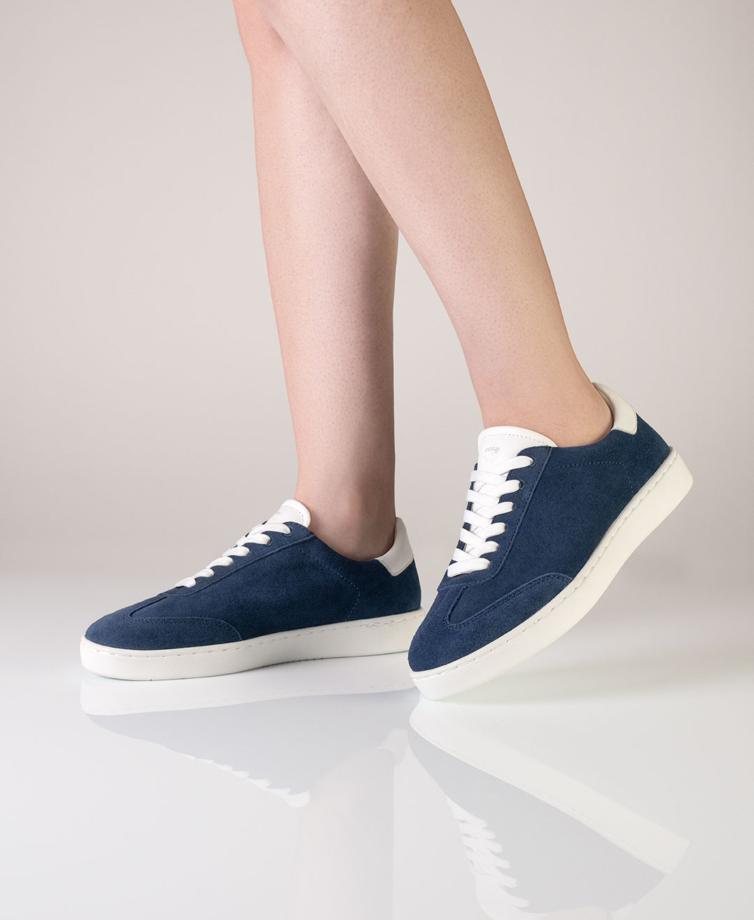 Blauer Tanzsneaker für Damen zum drinnen und draußen tanzen