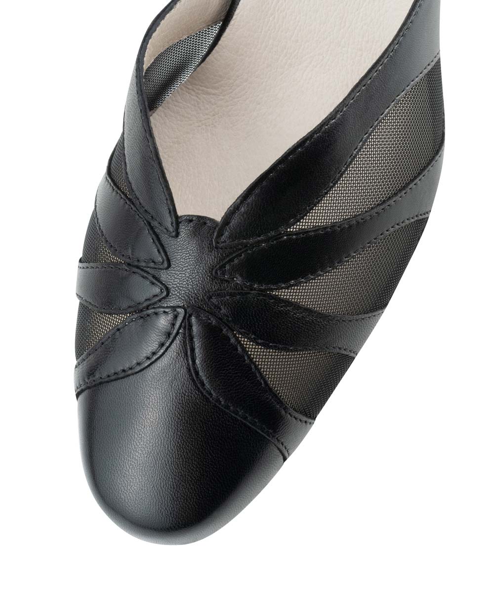 Linda Detailansicht von vorne von Werner Kern Damentanzschuh