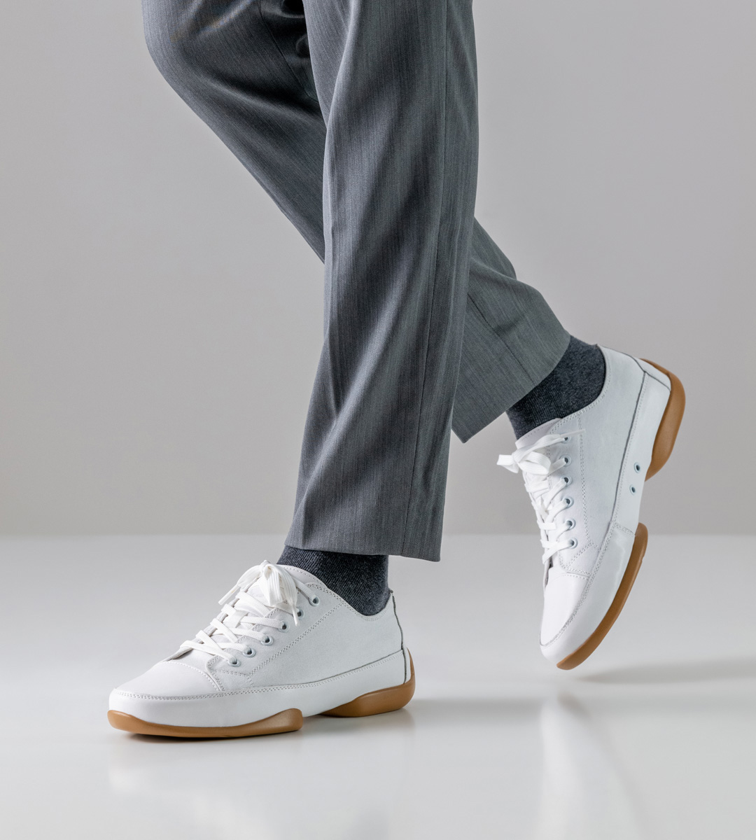 weißer Herrentanzschuh Sneaker in Leder und Canvas von Suny